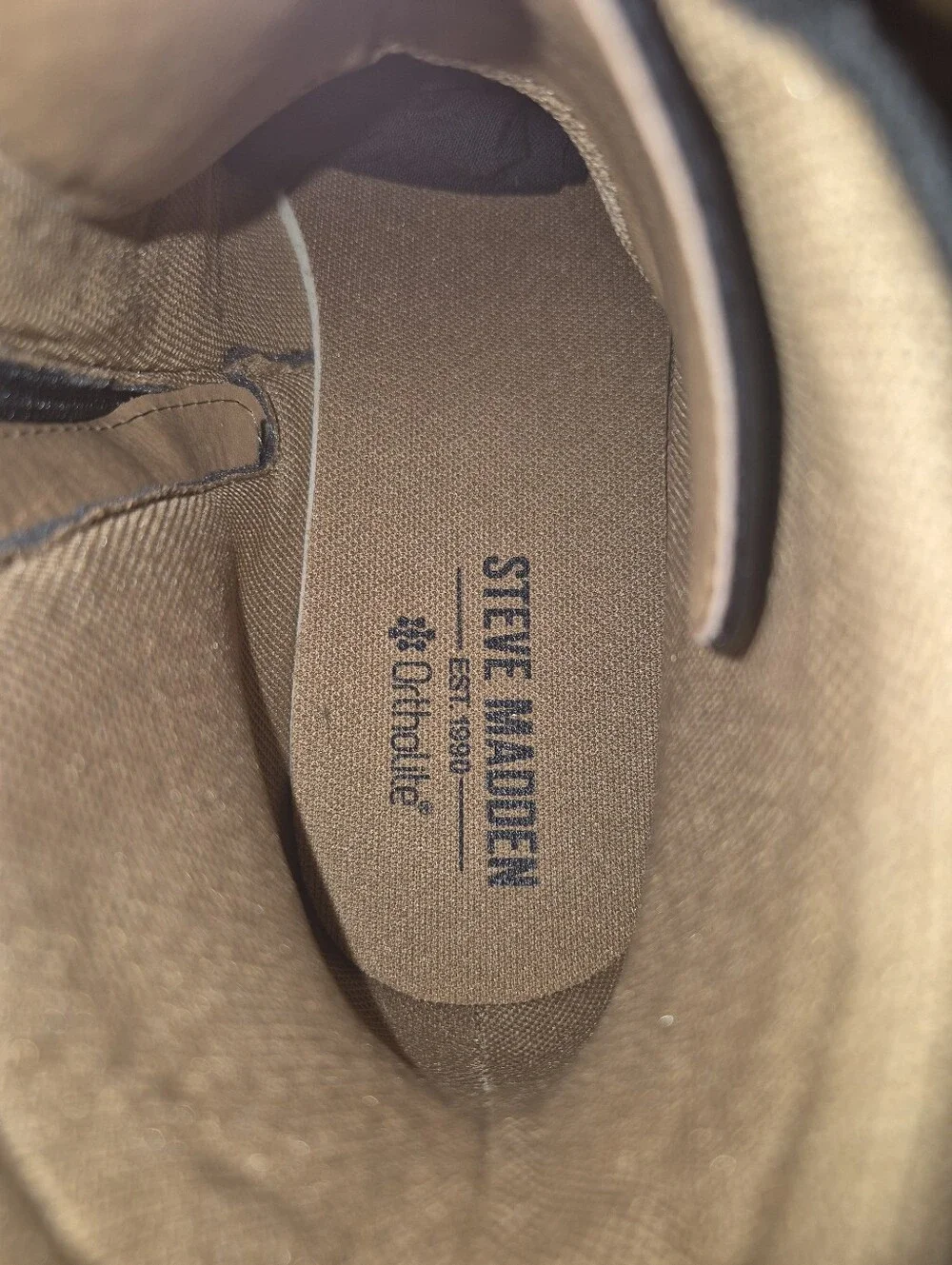 Steve Madden Black Leather Chukka Boots with Tan Lug Sole